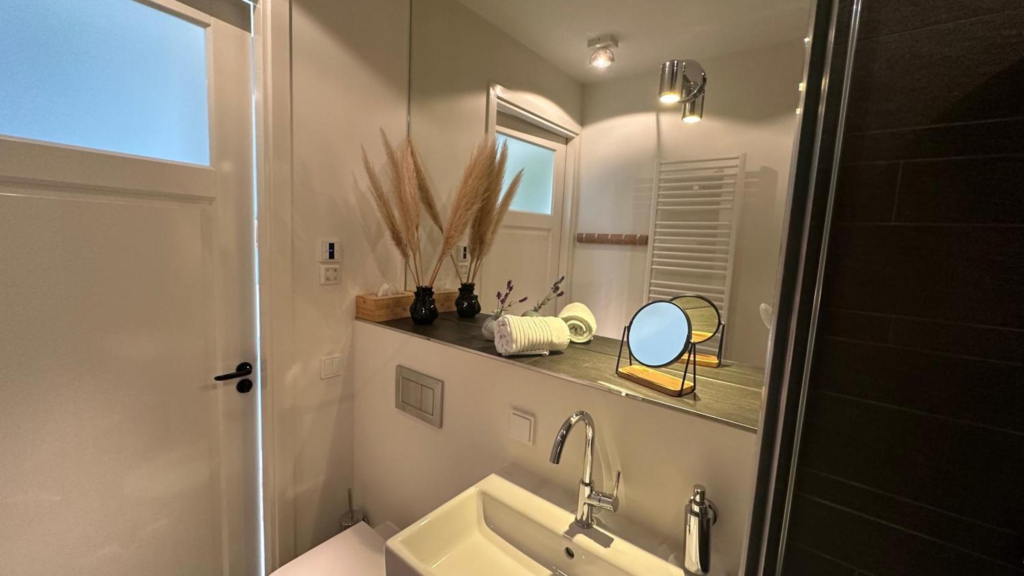 Luxe B&B "In De Schulp", Ontspan En Geniet Van Comfort En Stijl Amstelveen Eksteriør bilde